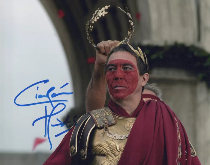 Ciaran Hinds autograph