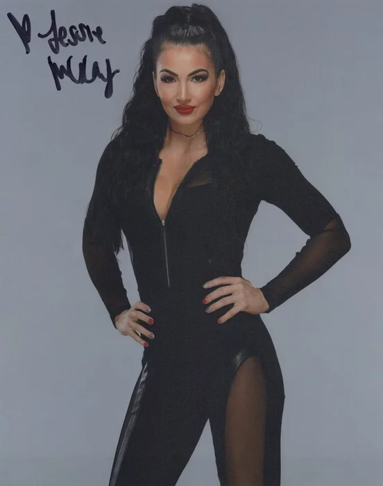 Jessie McKay autograph