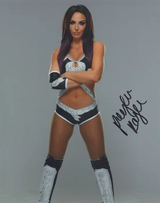Peyton Royce autograph