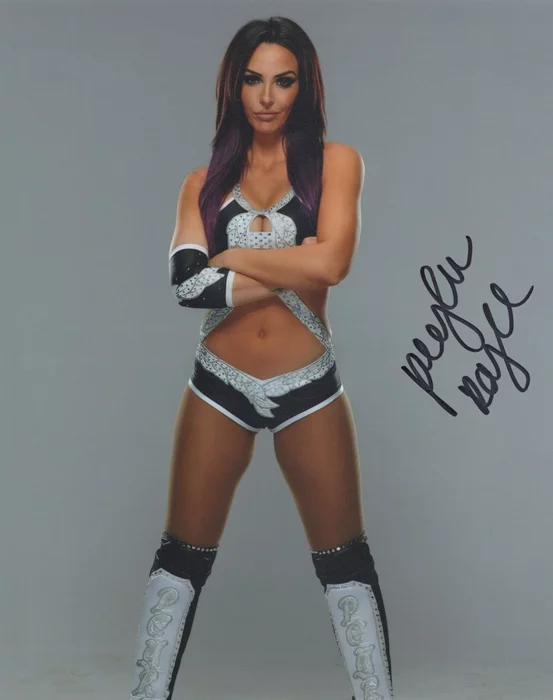 Peyton Royce autograph