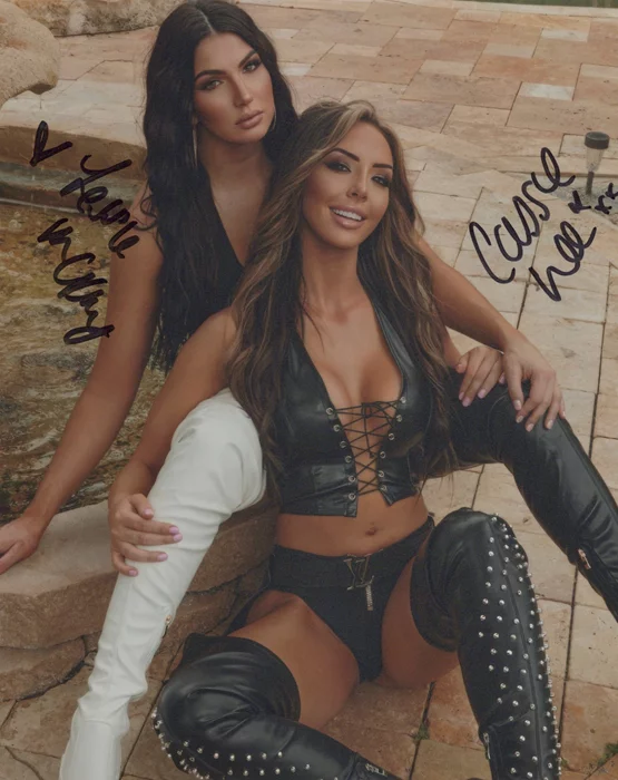 The IIconics autograph