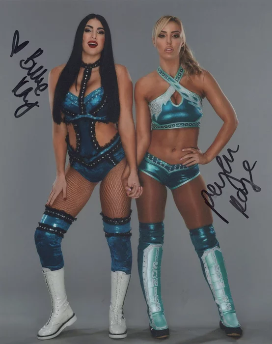 The IIconics autograph