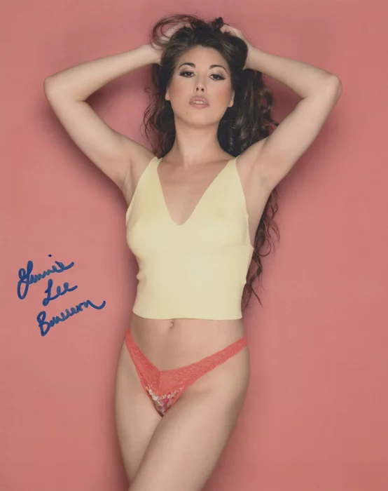Jamie Lee Bauern autograph