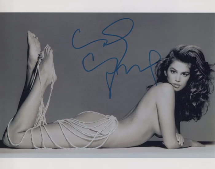 Cindy Crawford autograph