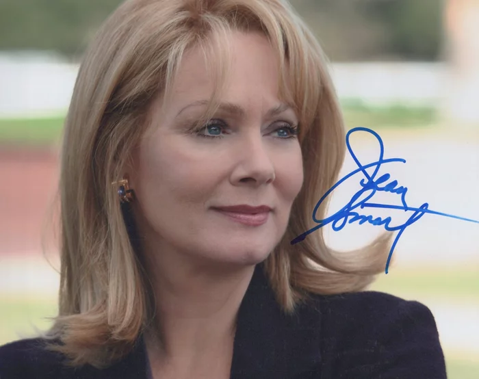Jean Smart autograph