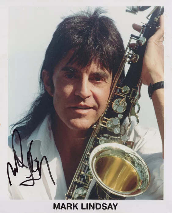 Mark Lindsay autograph
