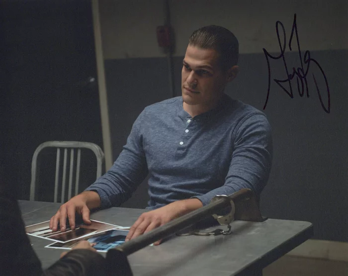 Greg Finley autograph