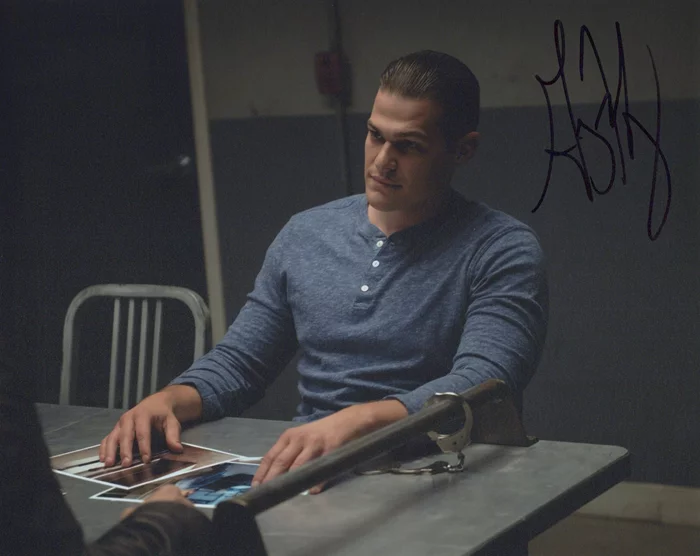 Greg Finley autograph