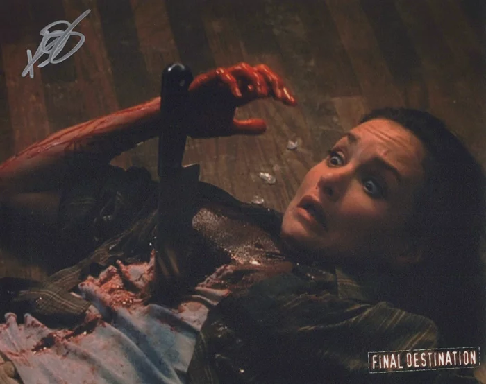 Kristen Cloke autograph