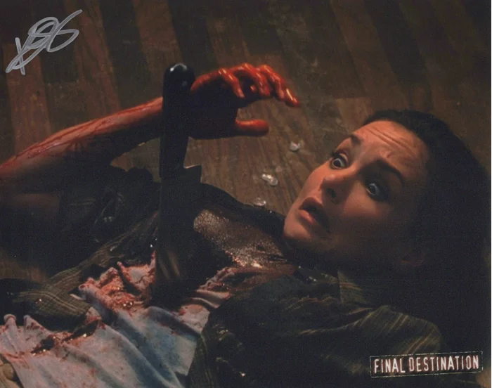 Kristen Cloke autograph