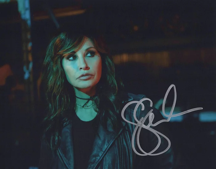 Gina Gershon autograph