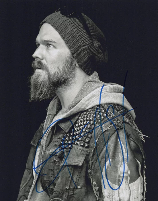Ryan Hurst autograph