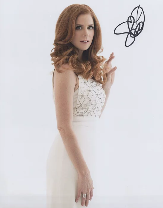 Sarah Rafferty autograph