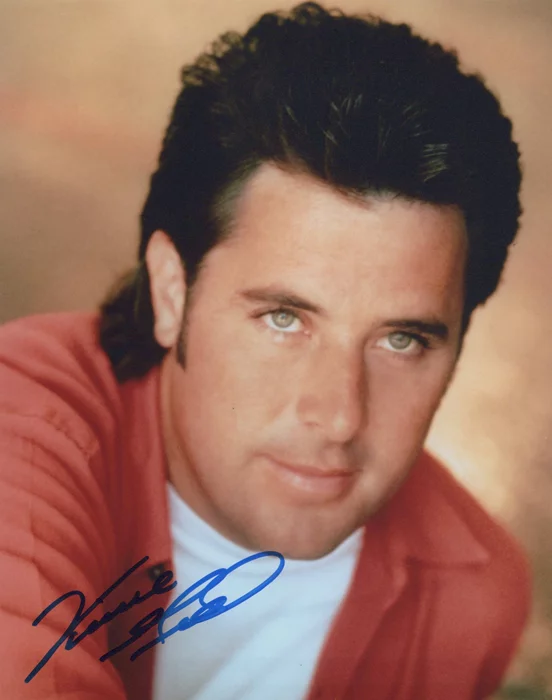 Vince Gill autograph