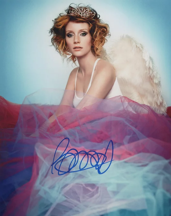 Bryce Dallas Howard autograph