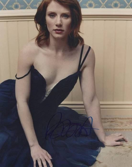 Bryce Dallas Howard autograph