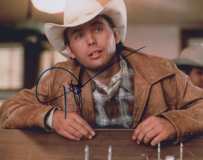 Dwight Yoakam autograph