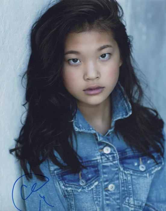 Caitlin Kim autograph