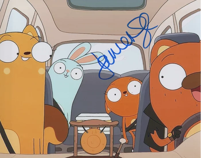 Lauren Ash autograph