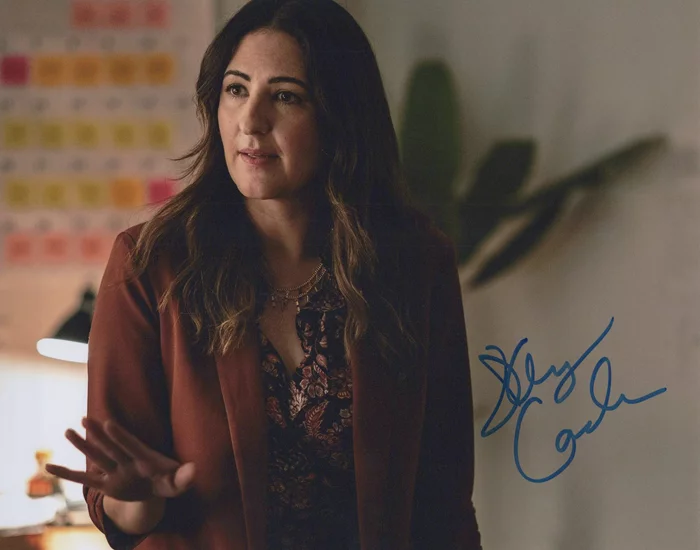 D'Arcy Carden autograph