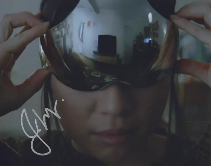 Jess Hong autograph