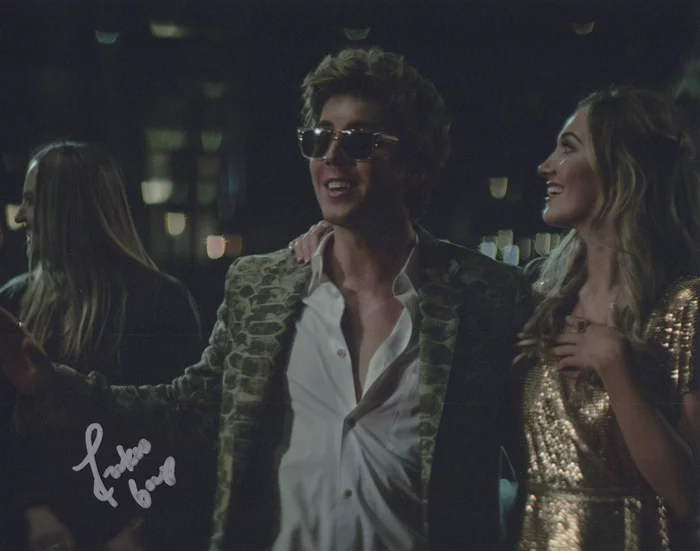 Lukas Gage autograph