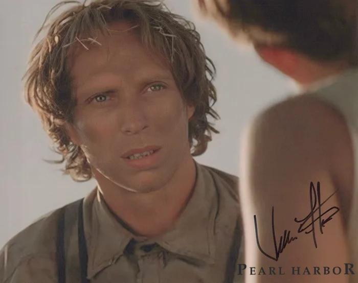 William Fichtner autograph