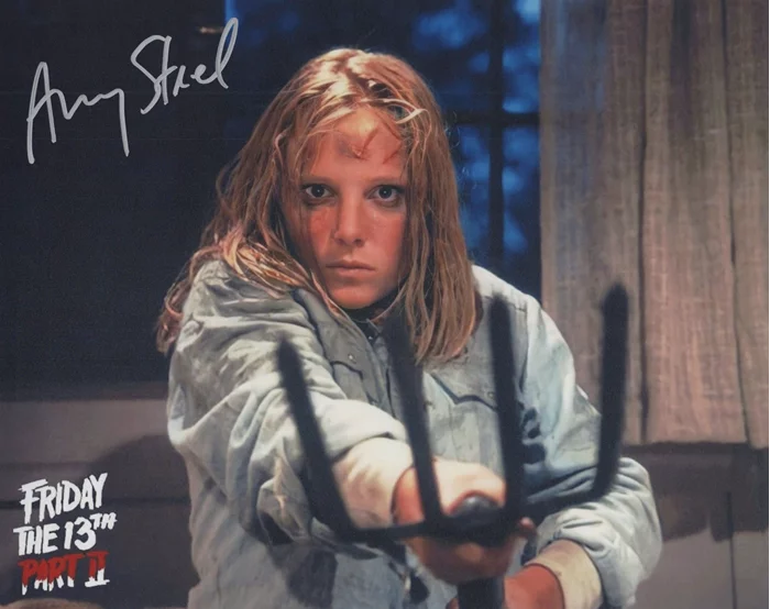 Amy Steel autograph