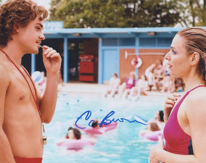 Cara Buono autograph