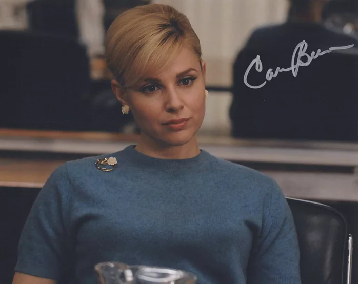 Cara Buono autograph