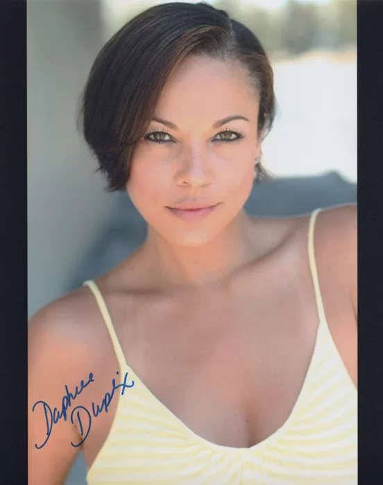Daphnee Duplaix autograph