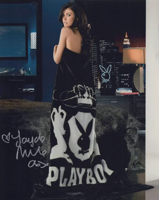 Jayde Nicole autograph