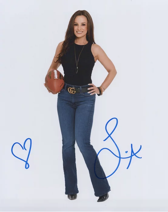 Lisa Ann autograph