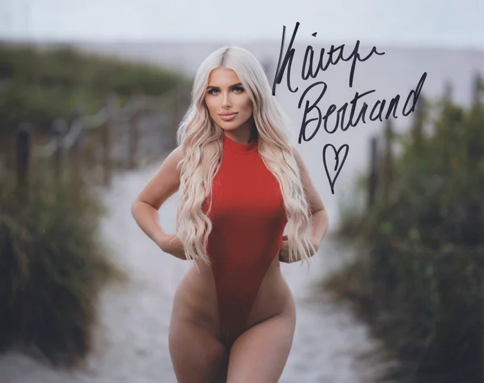Kaitlyn Bertrand autograph