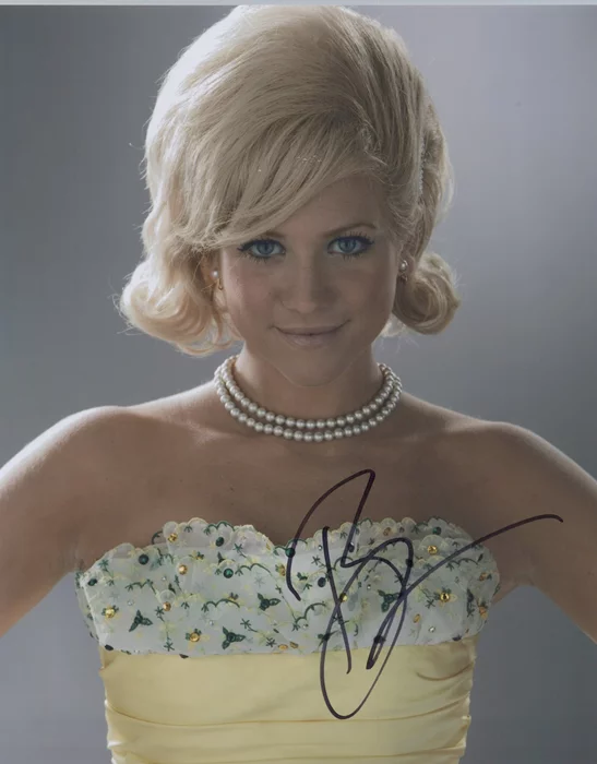 Brittany Snow autograph
