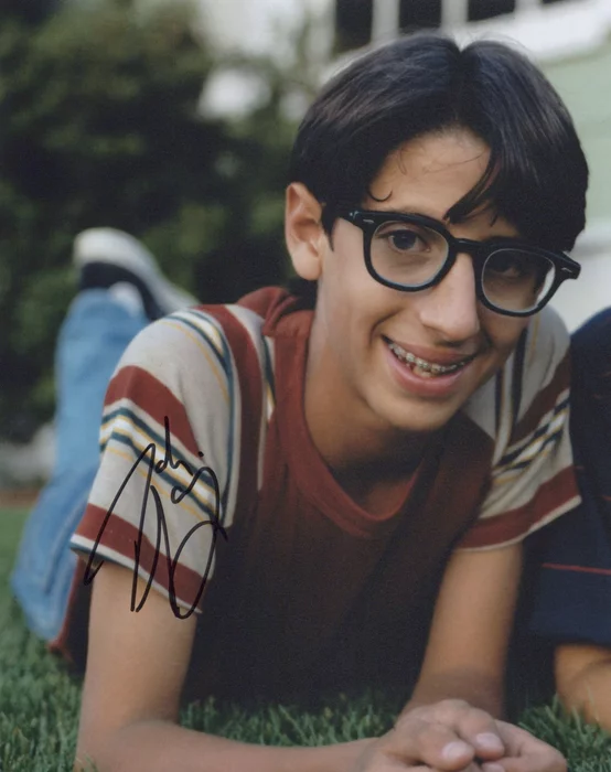 Josh Saviano autograph