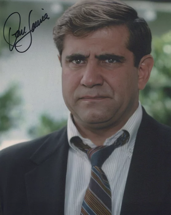 Dan Lauria autograph