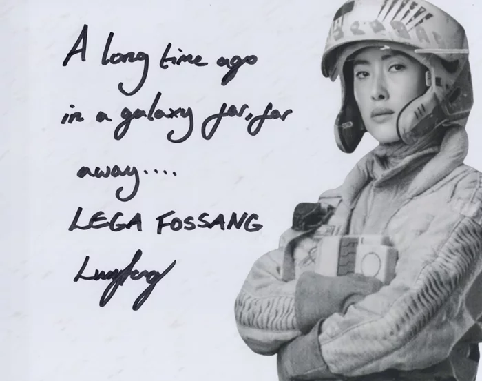 Lucy Feng autograph