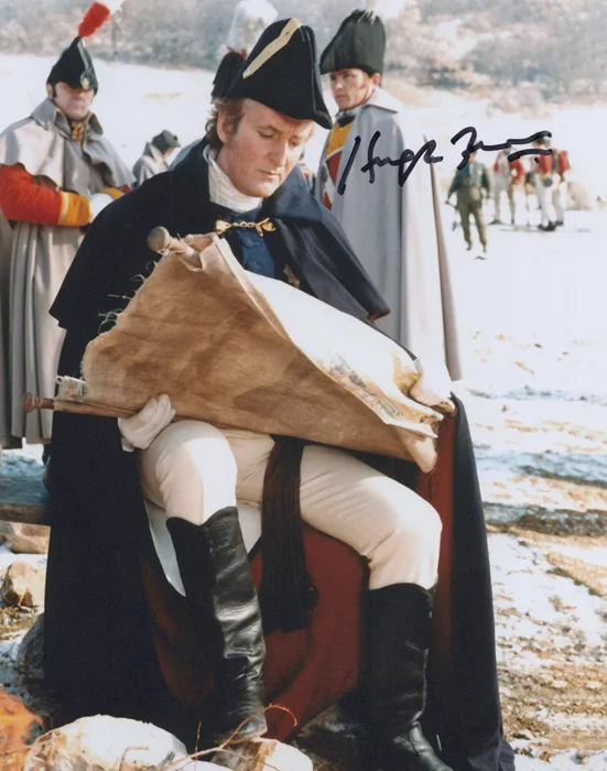 Hugh Fraser autograph
