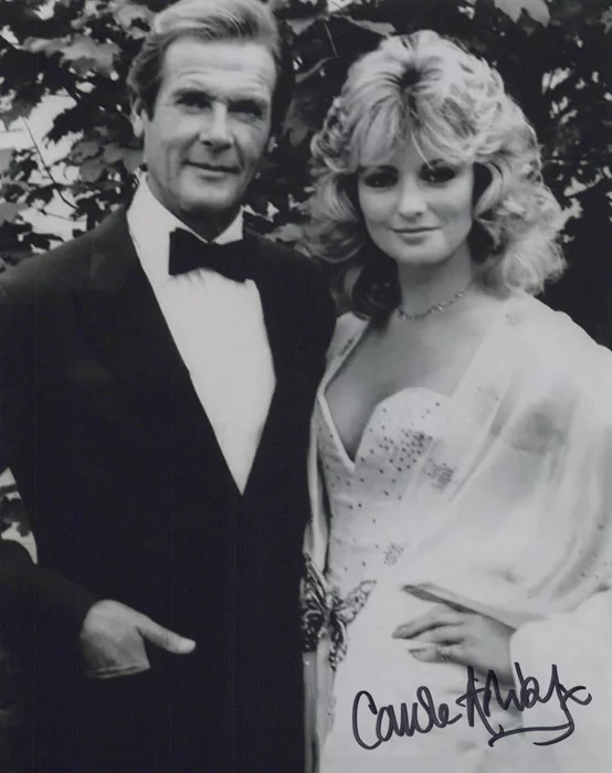 Carole Ashby autograph