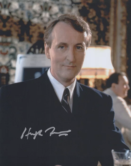 Hugh Fraser autograph