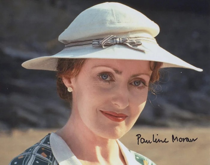 Pauline Moran autograph