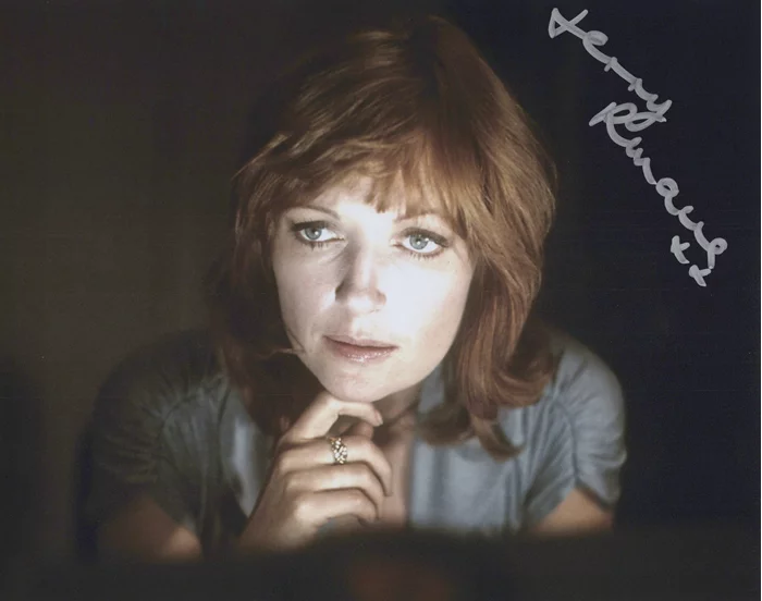 Jenny Runacre autograph