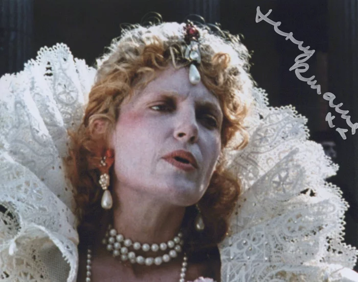 Jenny Runacre autograph