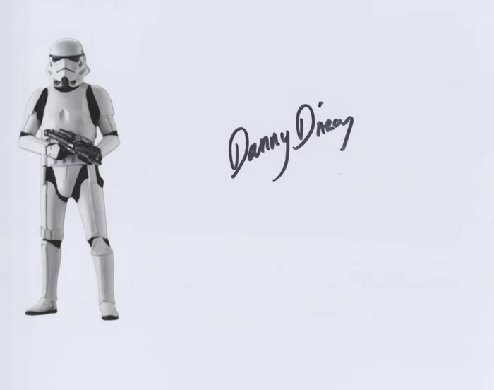 Daniel D'Arcy autograph