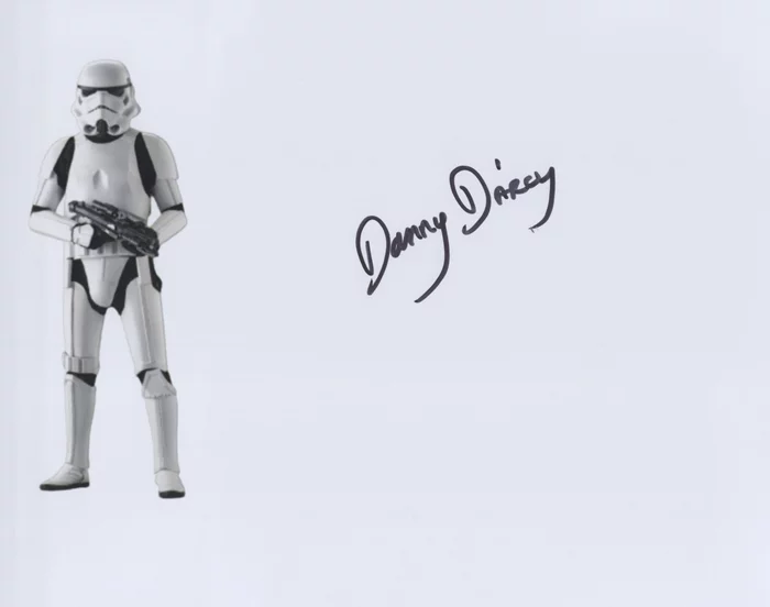 Daniel D'Arcy autograph