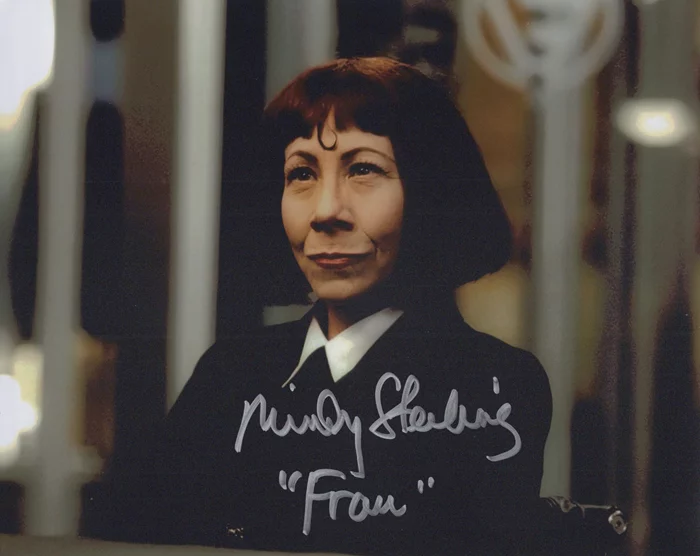 Mindy Sterling autograph