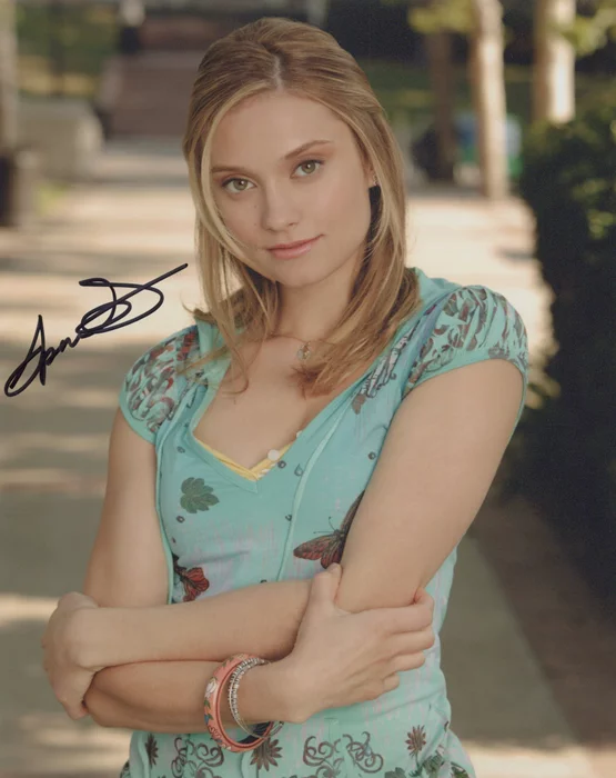 Spencer Grammer autograph