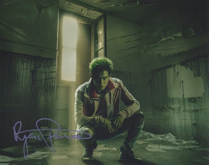 Ryan Potter autograph