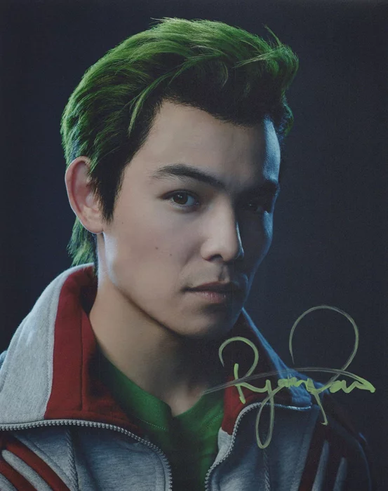 Ryan Potter autograph